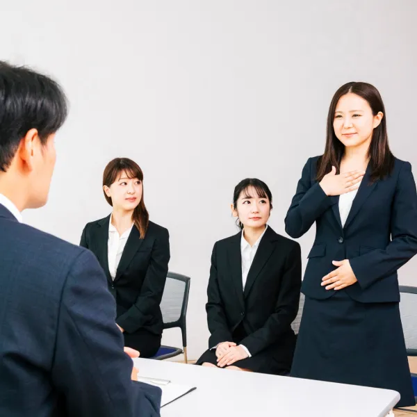 面接でよく聞かれる質問TOP5と答え方のコツ