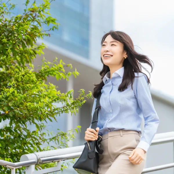 「年収下げてでも転職」ってアリ？後悔しない条件交渉の考え方