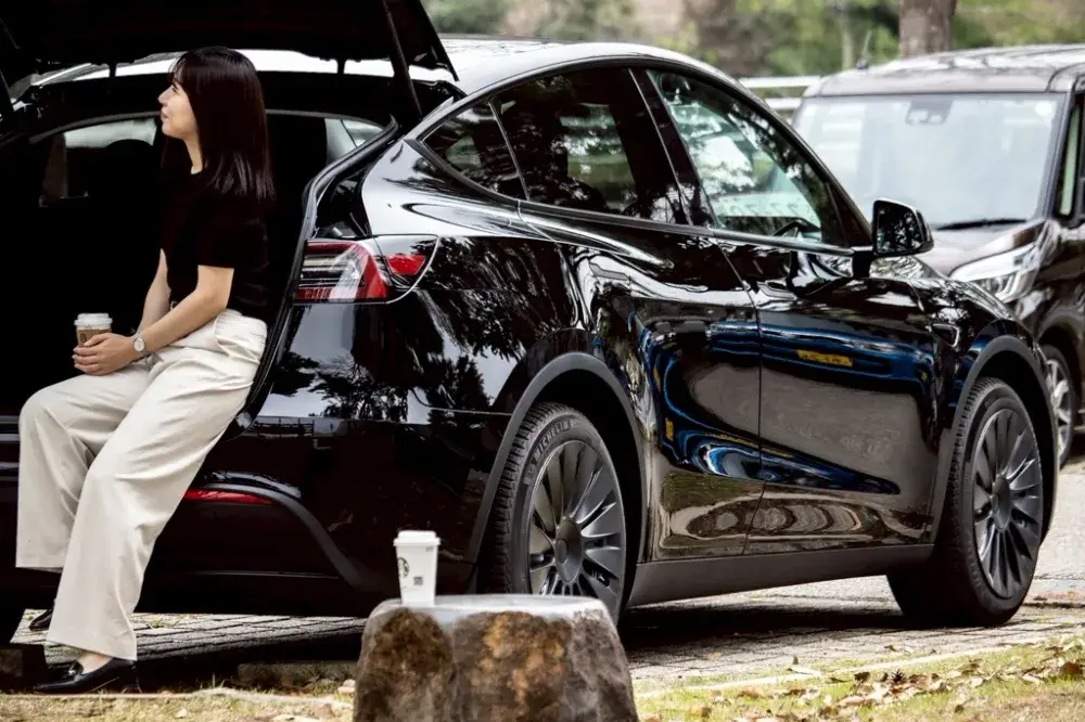 SNS好き必見！未経験歓迎◎スキルを磨いて自分磨きも叶う☆